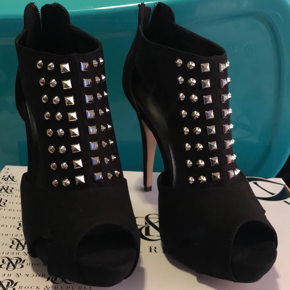 Rock & Republic Morrison High Heels